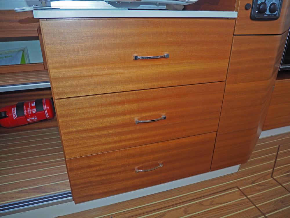 Stuurhuis, Accommodatie